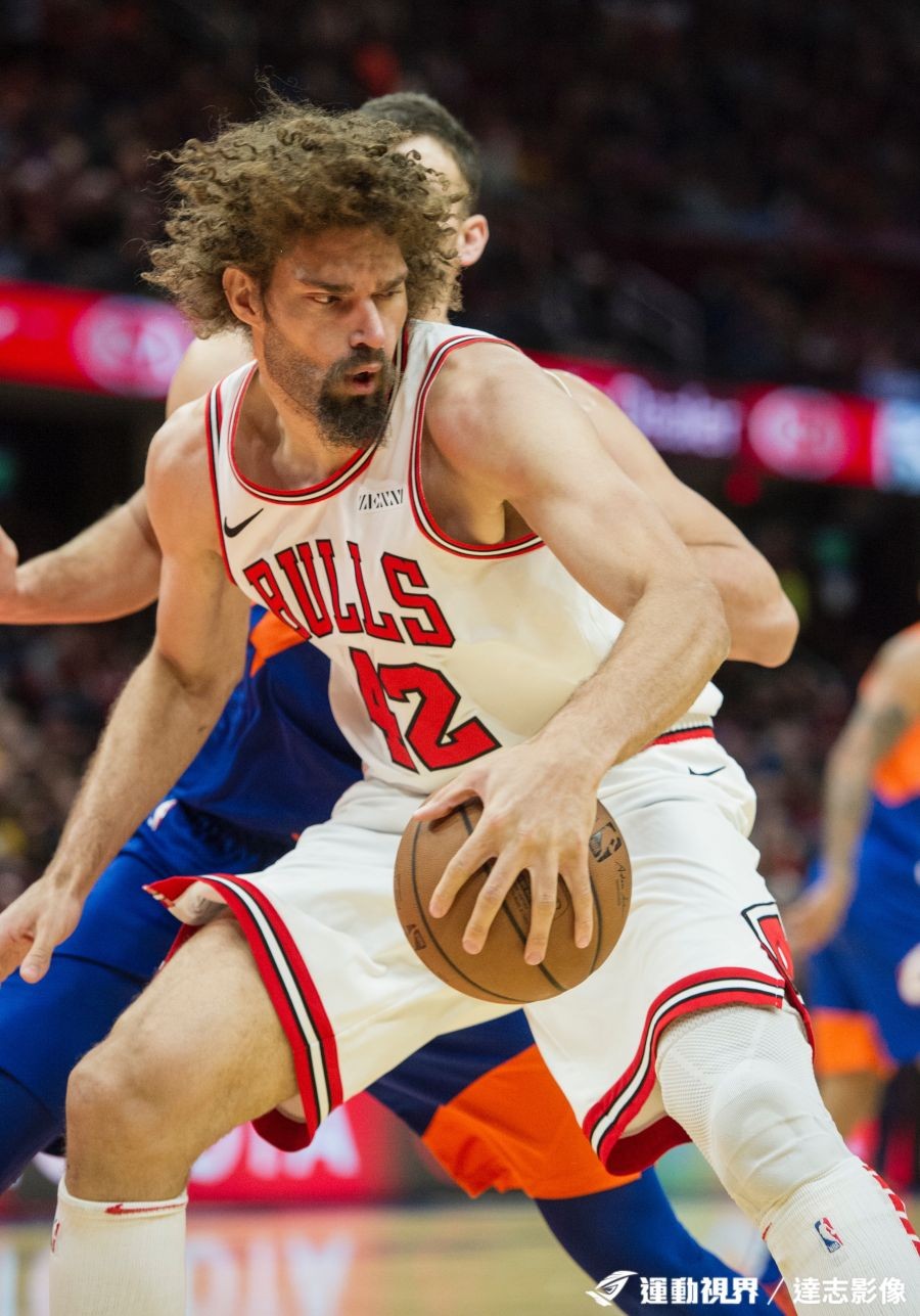 k1体育官网登录-德甲集结日再迎强敌,芝加哥公牛外线爆发,主帅态度:态度坚定,更衣室氛围转暖